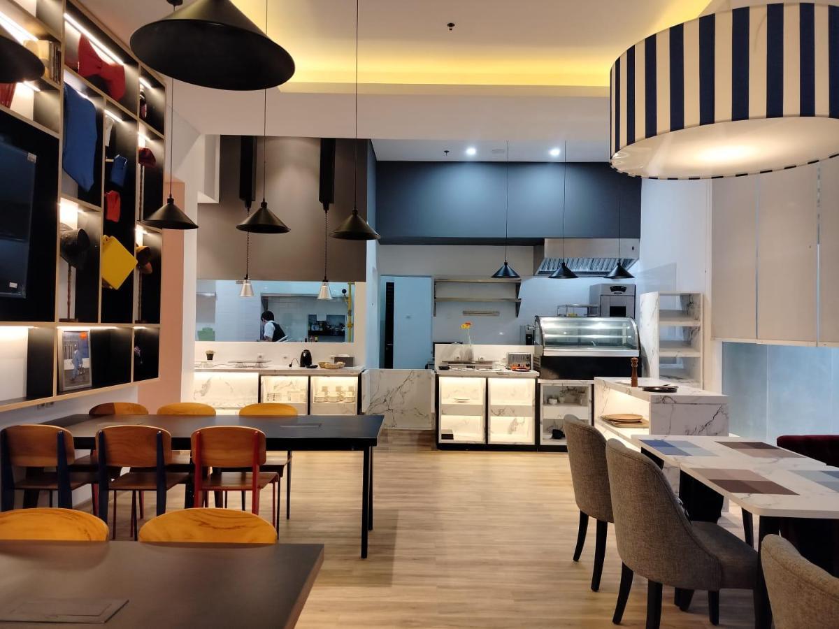 Moritz Biz Gandaria Hotel จาการ์ตา ภายนอก รูปภาพ