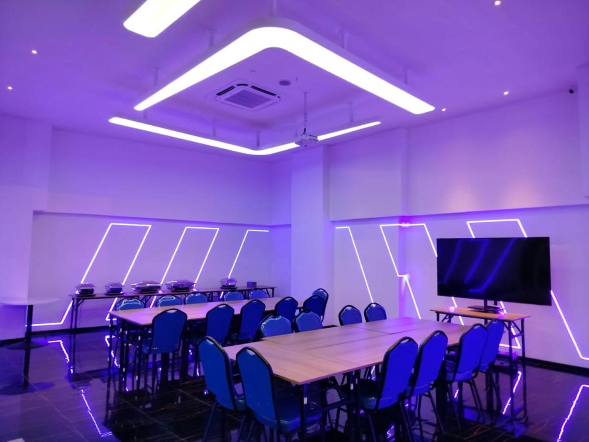 Moritz Biz Gandaria Hotel จาการ์ตา ภายนอก รูปภาพ