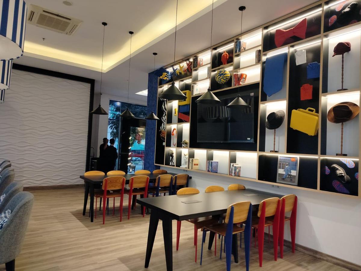 Moritz Biz Gandaria Hotel จาการ์ตา ภายนอก รูปภาพ